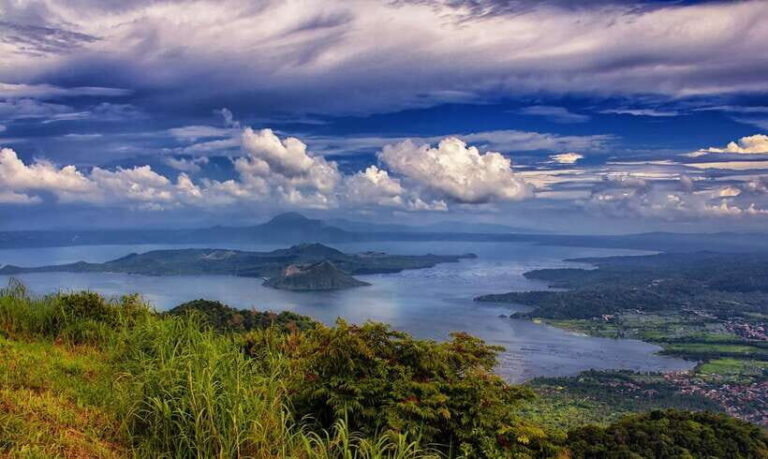 Full-Day Manila City, Tagaytay Taal Volcano and Lake Tour - An In-Depth Look at the Manila, Tagaytay, and Taal Volcano Tour