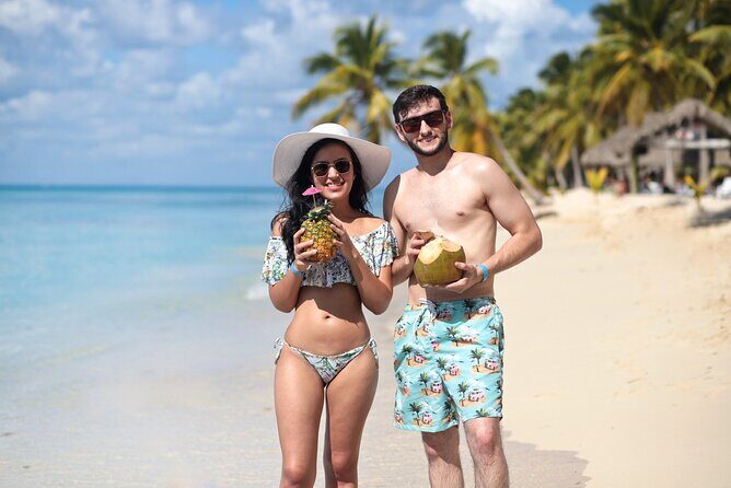 Full-Day Tour to Saona Island Sailing with Lunch and Beverages - The Return: Catamaran and Open Bar