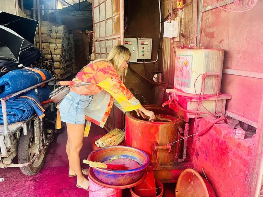 Hanoi: Incense Village, Hat, Lacquer, & City Highlights Tour - What Makes This Tour Special