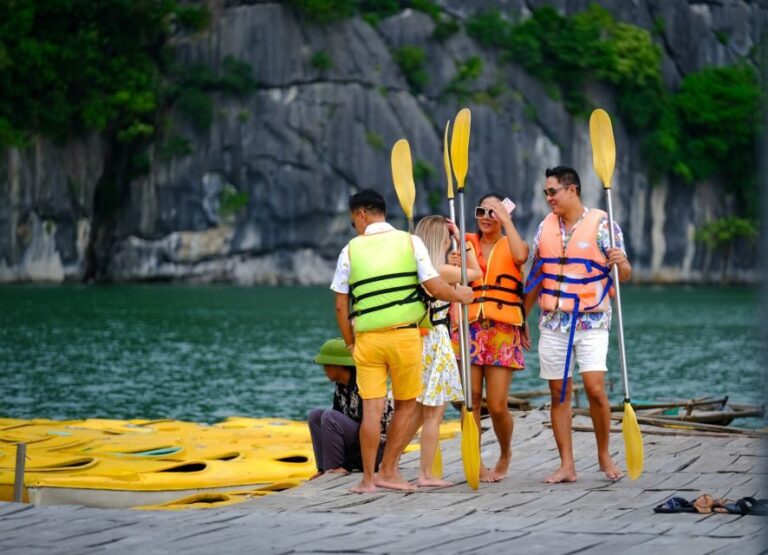 Hanoi: Roundtrip Halong Bay Islands, Caves, Kayaking & Lunch - Exploring the Itinerary in Detail