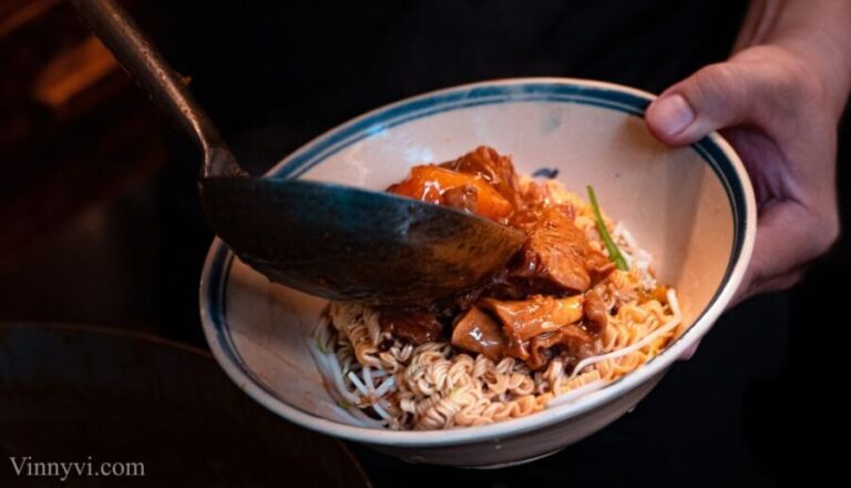 Ho Chi Minh City: Private Street Food Motorbike Tour - Who This Tour Is Perfect For