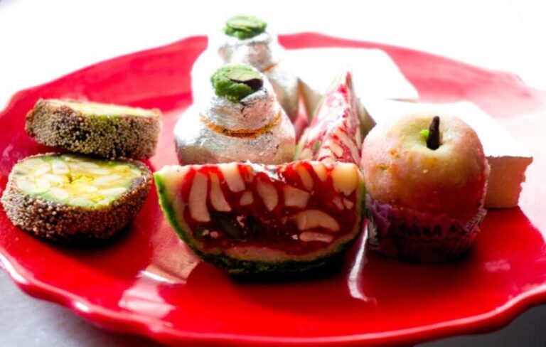 Jaipur: History Street Food Tour with Local Guide - Authentic Experiences and Local Insights