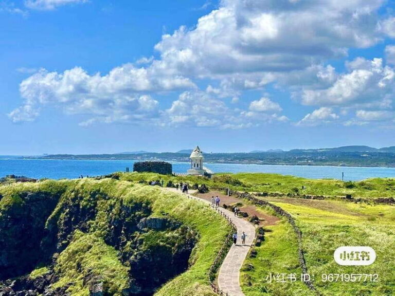 Jeju: Eastern UNESCO Sites Tour with Haenyeo Show - What’s Included and What’s Not