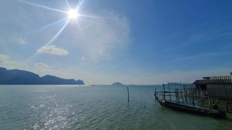 Koh Lanta Cultural Tuk-Tuk Tour: Old Town, Batik & Mangroves - Two Tour Options: Short and Sweet or Deep Dive