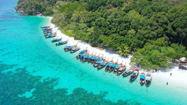 Koh Lipe: Island Hopping by Private Longtail Boat w/ Snorkel - Discovering Koh Lipe by Private Longtail Boat