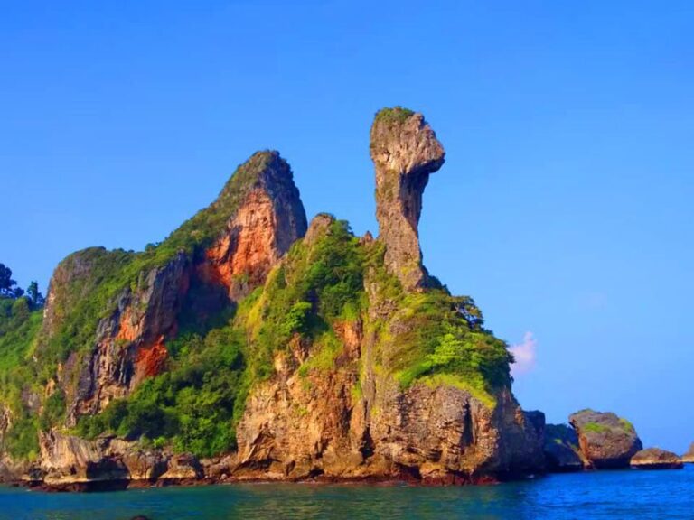 Krabi: 4 Islands Sunset Longtail Boat Tour with BBQ Dinner - Taming Island: A Short Snorkel Stop