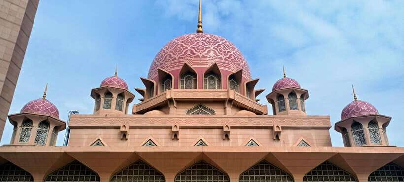 Kuala Lumpur: Putrajaya Tour with Traditional Boat Cruise - A Step-By-Step Breakdown of the Tour