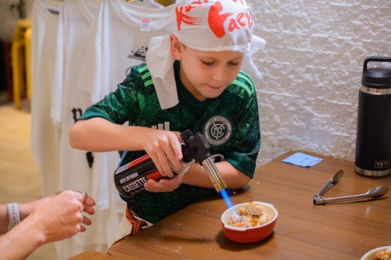 Kyoto: Ramen Cooking Class at a Ramen Factory with Souvenir - Group Dynamics & Accessibility