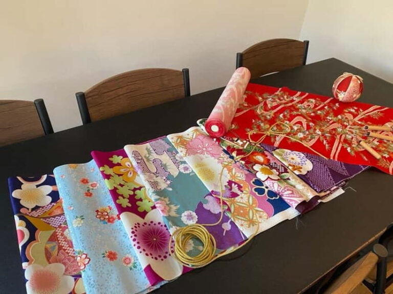 Kyoto: Traditional Kimono Fabric Handicrafts Workshop - The Crafting Process