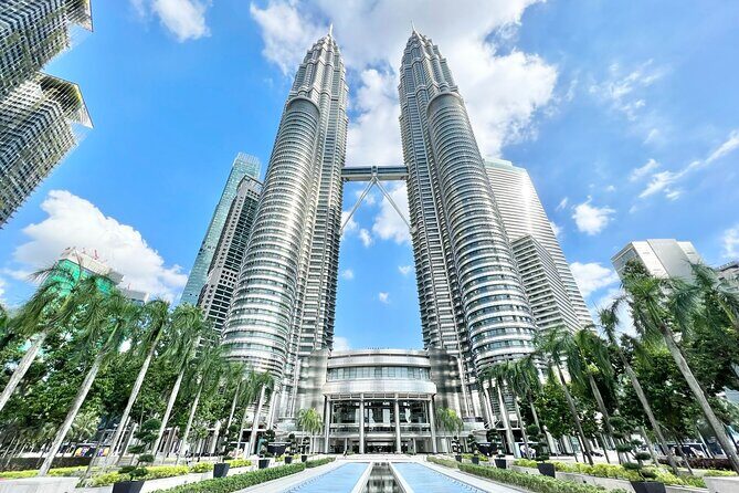 LUXURY Private day tour: Kuala Lumpur & Malacca from Singapore by licensed guide - Price and Value: Is It Worth It?