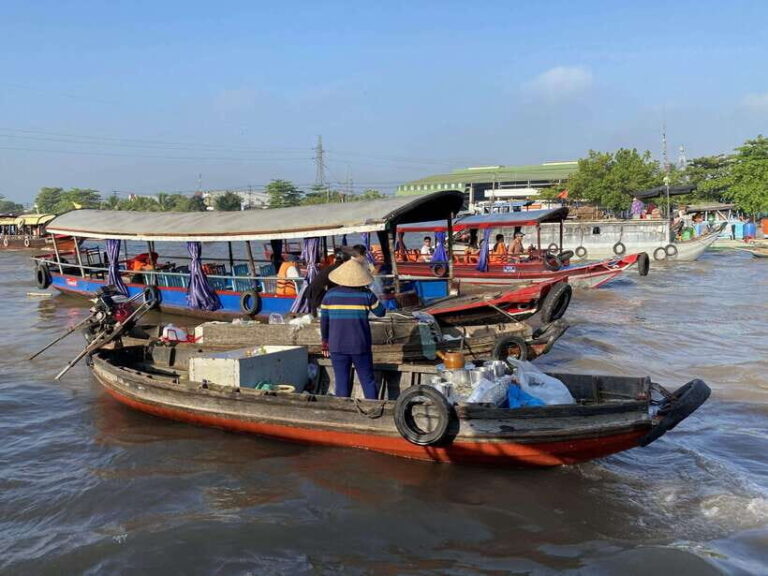 Mekong Delta 2 Days: Floating Markets & Cultural Exploration - Detailed Breakdown of the Itinerary