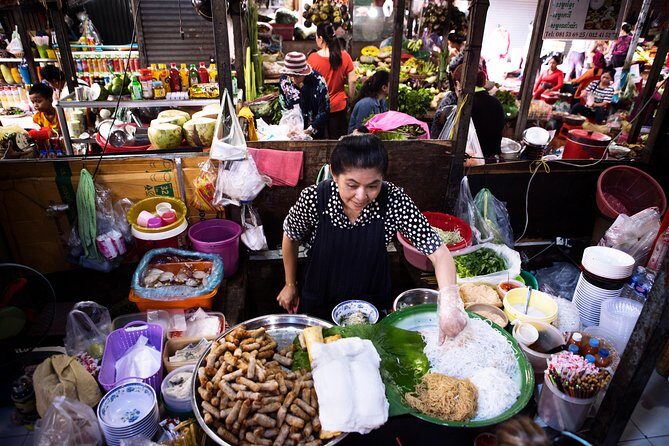 Morning Market and Street Art Tour, Including Breakfast and all Transport - The Itinerary: From Markets to Murals