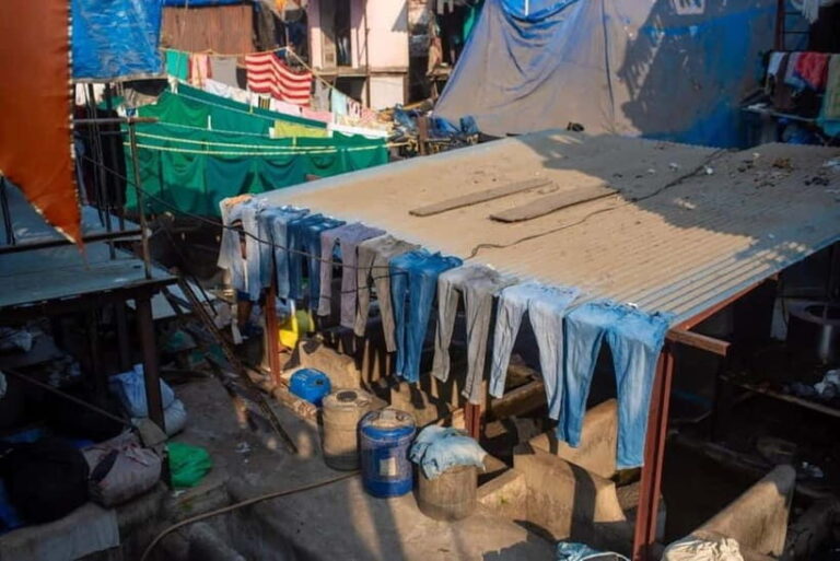 Mumbai: Dharavi Slum and Dhobi Ghat Laundry Tour - The Community and Cultural Insights