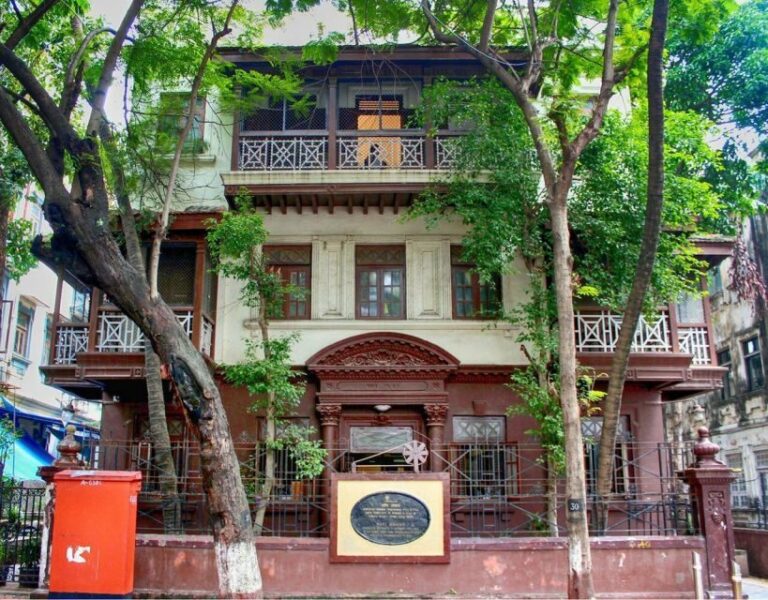 Mumbai: Full-Day Sightseeing Tour of Mumbai - Analyzing the Value and Experience