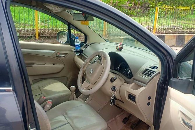 Mumbai Private Car Rental with Professional Driver - FAQ