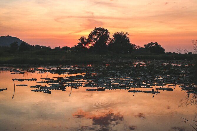 Old Siem Reap Sunset Food Tour by Tuk-tuk - A Deep Dive Into the Experience