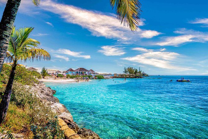 Pearl Island Bahamas Beach Escape with Lunch - Who Will Love This Tour?
