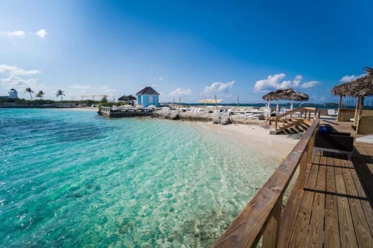 Pearl Island: Private Ocean View Cabana with Lunch - Water Activities: Snorkeling, Kayaking, and Paddleboarding