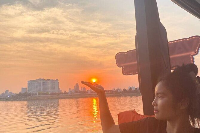 Phnom Penh: Sunset Cruise with Unlimited Beers & BBQ Buffet - An Introduction to the Phnom Penh Sunset Cruise