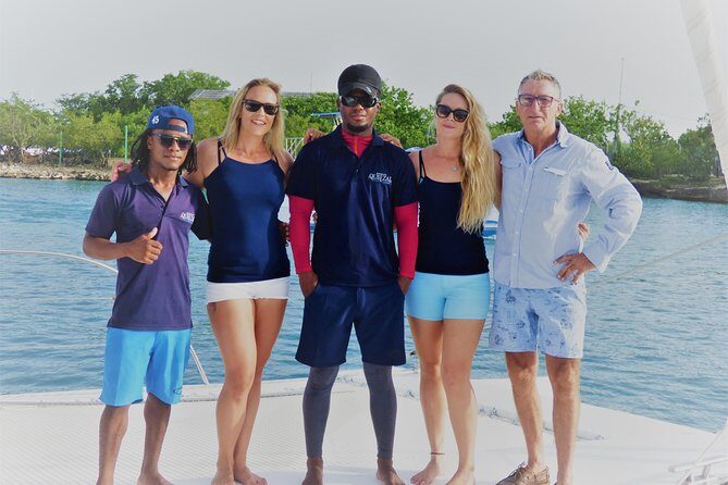 Private Luxury Catamaran - Saona or Catalina island - The Highlights