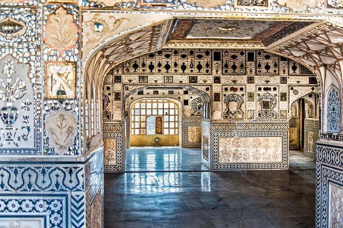 Private Same day Jaipur Tour from New Delhi - Amber Fort: The Crown Jewel