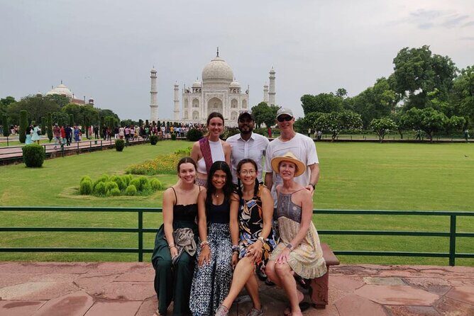 Private Sunrise Taj Mahal Tour from Delhi By Car -All inclusive - The Experience and Value
