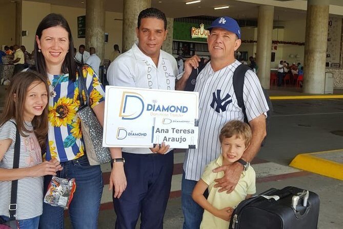 Private Transfer 1 way Punta Cana Airport and Bayahibe, La Romana - The Vehicle and Amenities