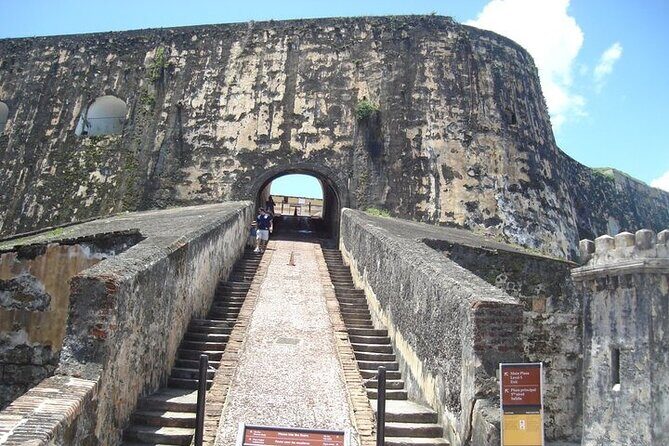 Private Walking Tour of Old San Juan, including forts - How Does the Cost Measure Up?