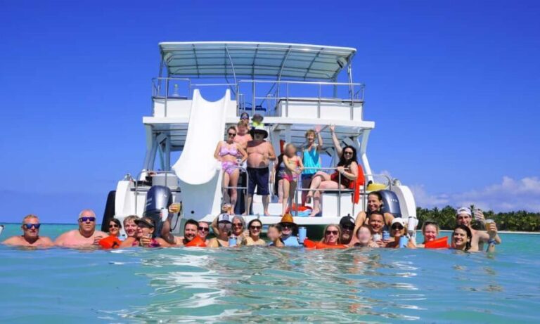Punta Cana: Catamaran Tour with Reef Snorkeling and Open Bar - What to Expect on the Tour