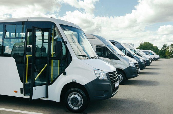 Roundtrip Airport Transfers Grand Lucayan Resort Freeport - The Vehicle and Comfort