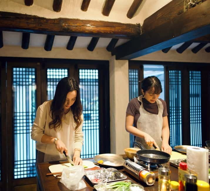 Royal Seoul Cooking Class in a 100-Year-Old Hanok - What You Can Expect During the Class