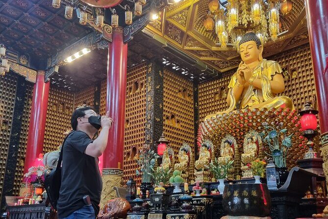 Saigon Private/Small Group Walking Food Tour with 13 Tastings - A Closer Look at the Tour Itinerary