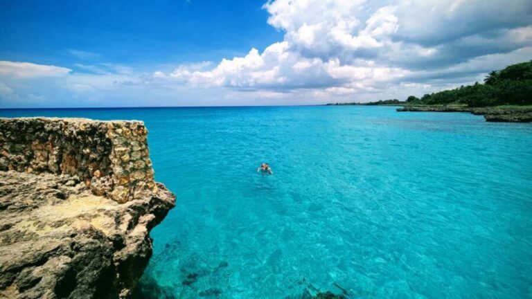 Santo Domingo: Los Tres Ojos, Boca Chica & More - Key Points