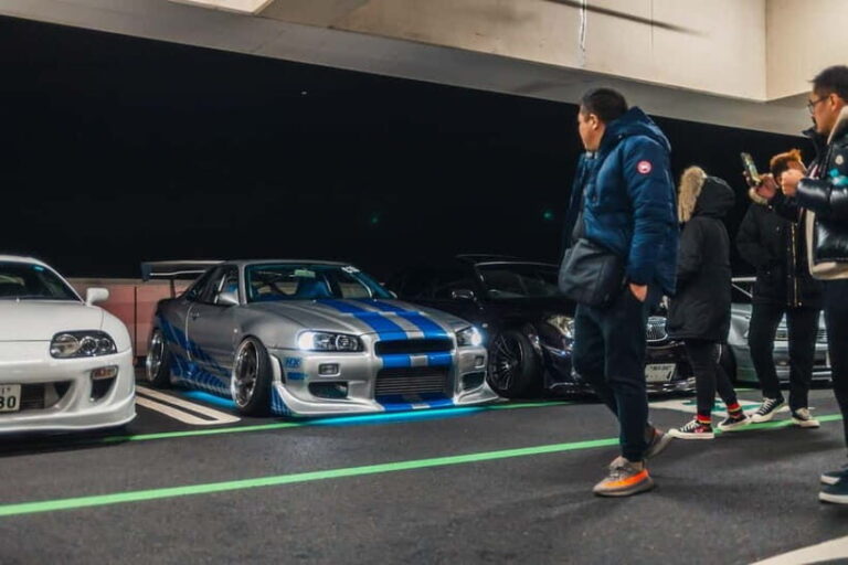 Secret Car Meet: R34 Skyline Car Club Membership - Who Will Love This Experience?