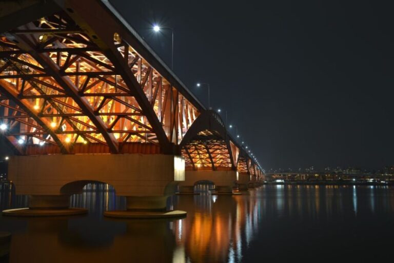 Seoul: Private Walking Tour with a Local - The Itinerary: What Makes It Special?