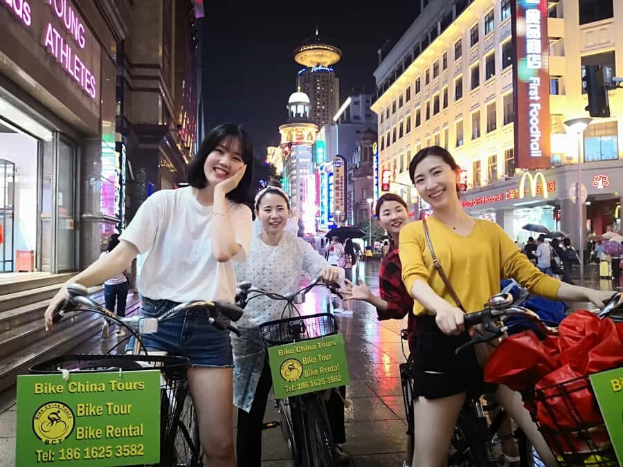 Shanghai: 4-Hour Nightlife Adventure & Tasting Bike Tour - The Itinerary in Detail