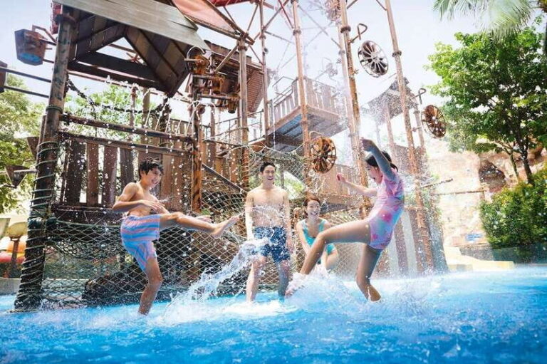 Singapore: Adventure Cove Waterpark Entrance Ticket - Who Will Love Adventure Cove Waterpark?