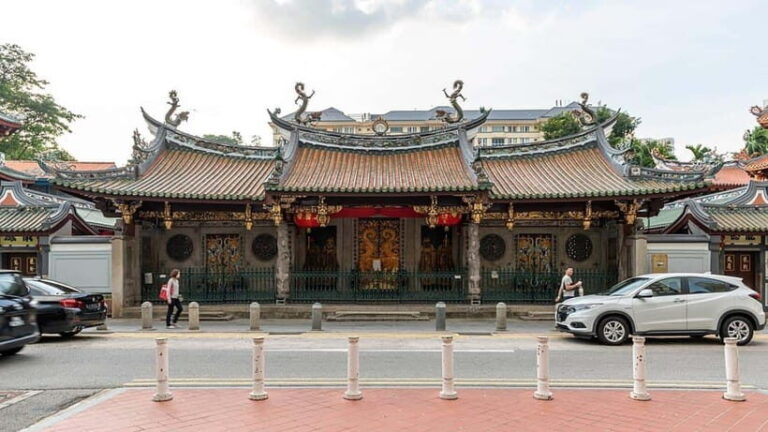 Singapore: Shared City Tour by Van/Bus - The Practicalities