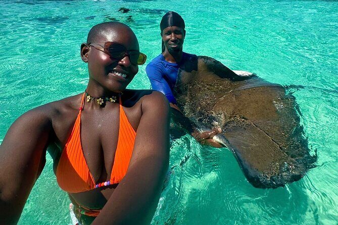 Stingray City Experience Antigua - Cruise Ship Passengers Edition - What to Expect on the Tour