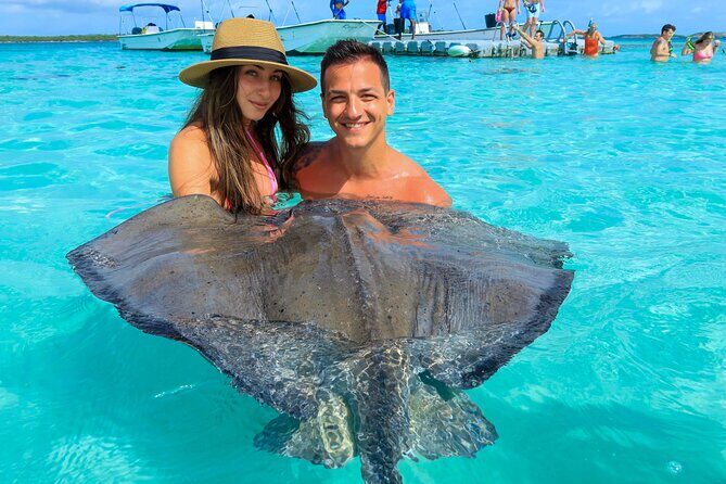 Stingray City experience, Devils Bridge and Long Bay Beach - The Experience: What Sets It Apart