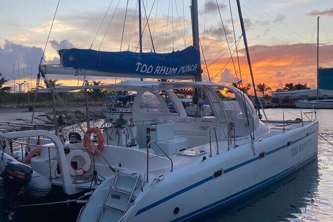 Sunset Champagne Cruise in St. Maarten - Sunset and Atmosphere