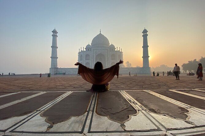 Taj Mahal skip the line luxury tour with guide - Why This Tour Stands Out