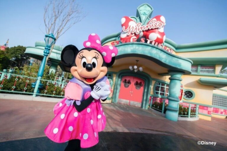 Tokyo Disneyland 1-Day Passport - In-Depth Look at the Park Experience