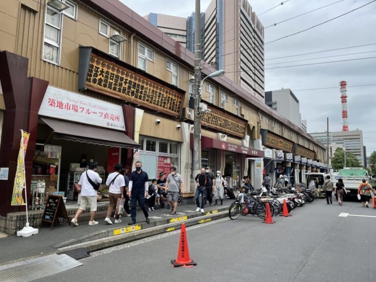 Tsukiji: Outer Market Walking Tour & Sake Tasting Experience - What Makes This Tour Stand Out