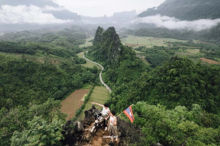 Vang Vieng: Namxay Viewpoint, Blue Lagoon 1 & Phoukham Cave - The Itinerary in Detail