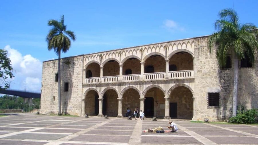 Zona Colonial: Recorrido Histórico con Chocolate y Mamajuana - A Detailed Look at What the Tour Offers