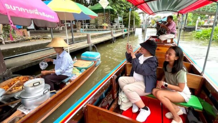1 Hr Private Bangkok Canal Boat Tour: Traditional Flat Boat - Comparing to Other Options