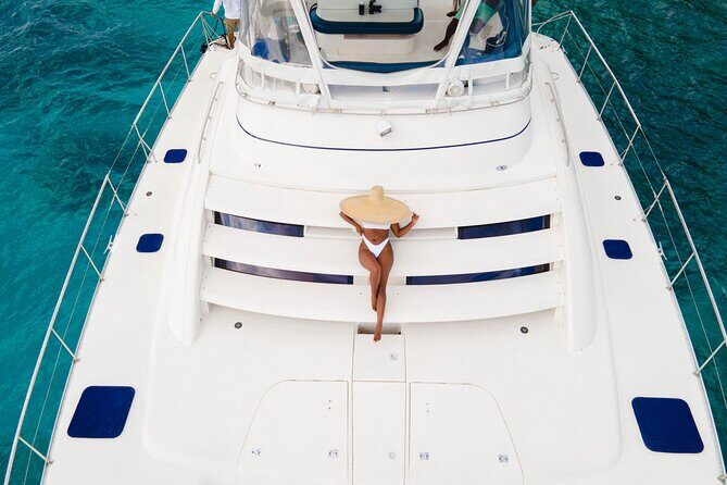4hr Private Luxury Yacht with Snorkeling, DJ, Bar, Food - Food, Drinks, and Music: The Heart of the Experience
