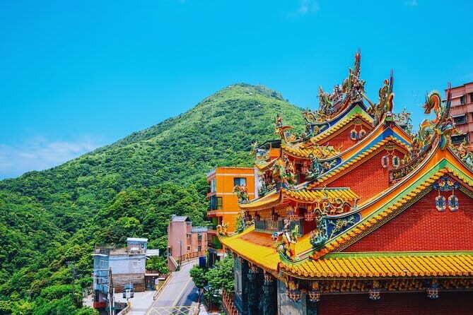 7-Hour Join tour - Jiufen Village & Shifen Town - Shifen Waterfall: Nature’s Spectacle