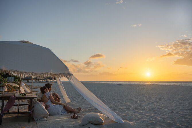 Aruba Eagle Beach Romantic Sunset Picnic in a Luxury Cabana - The Experience in Detail